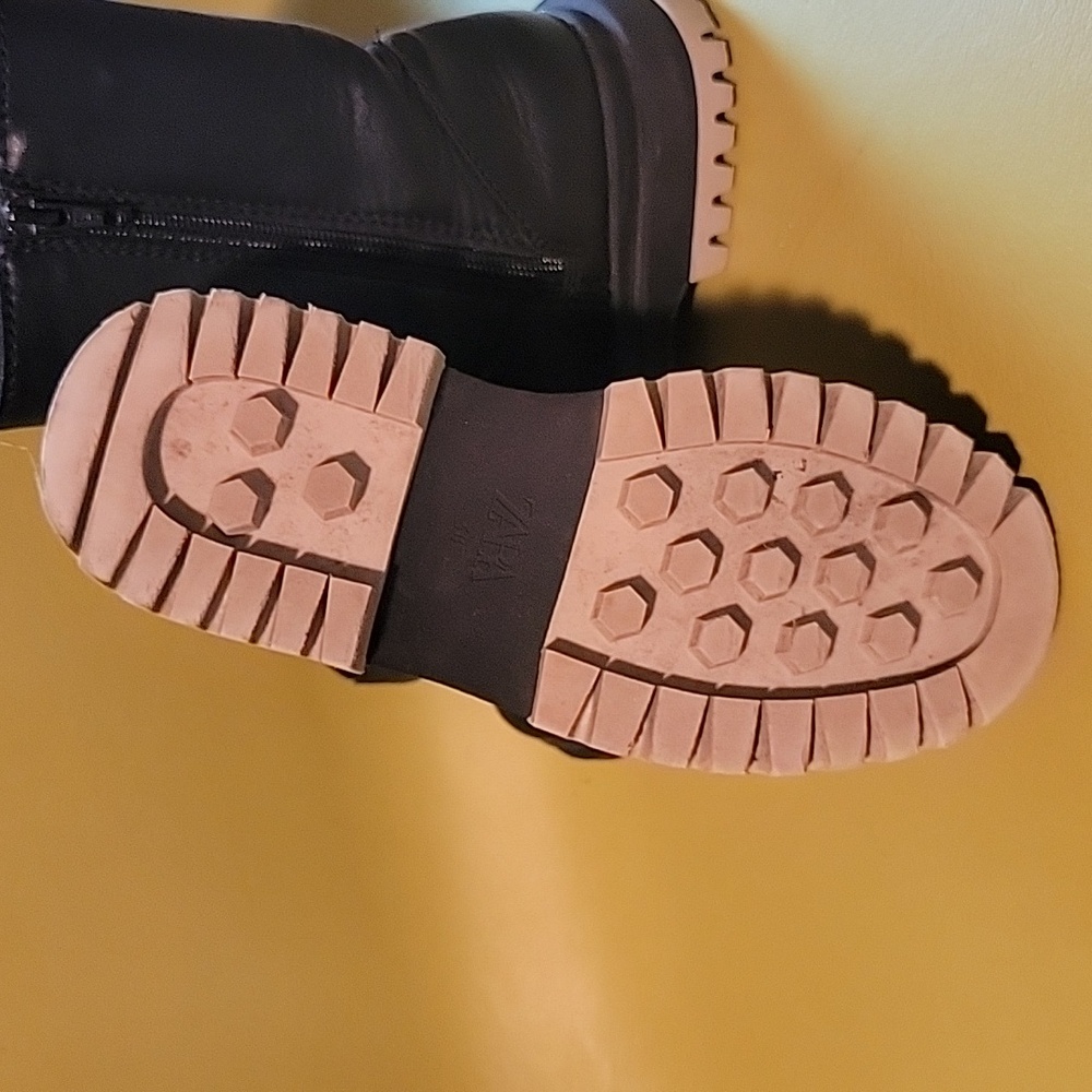 ZARA CONTRAST SOLE ANKLE BOOTS - Picture 8 of 12